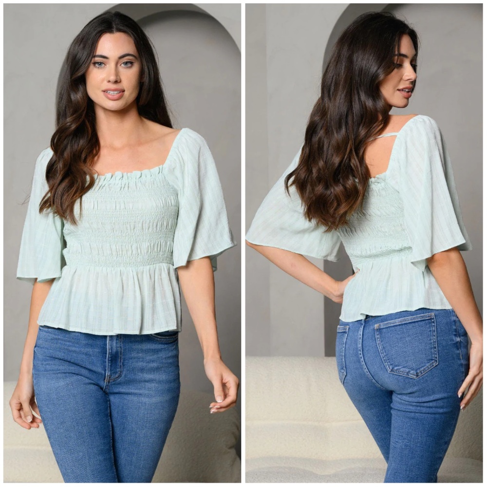 SHORT SELEEVE RUFFLE SMOCK TOP